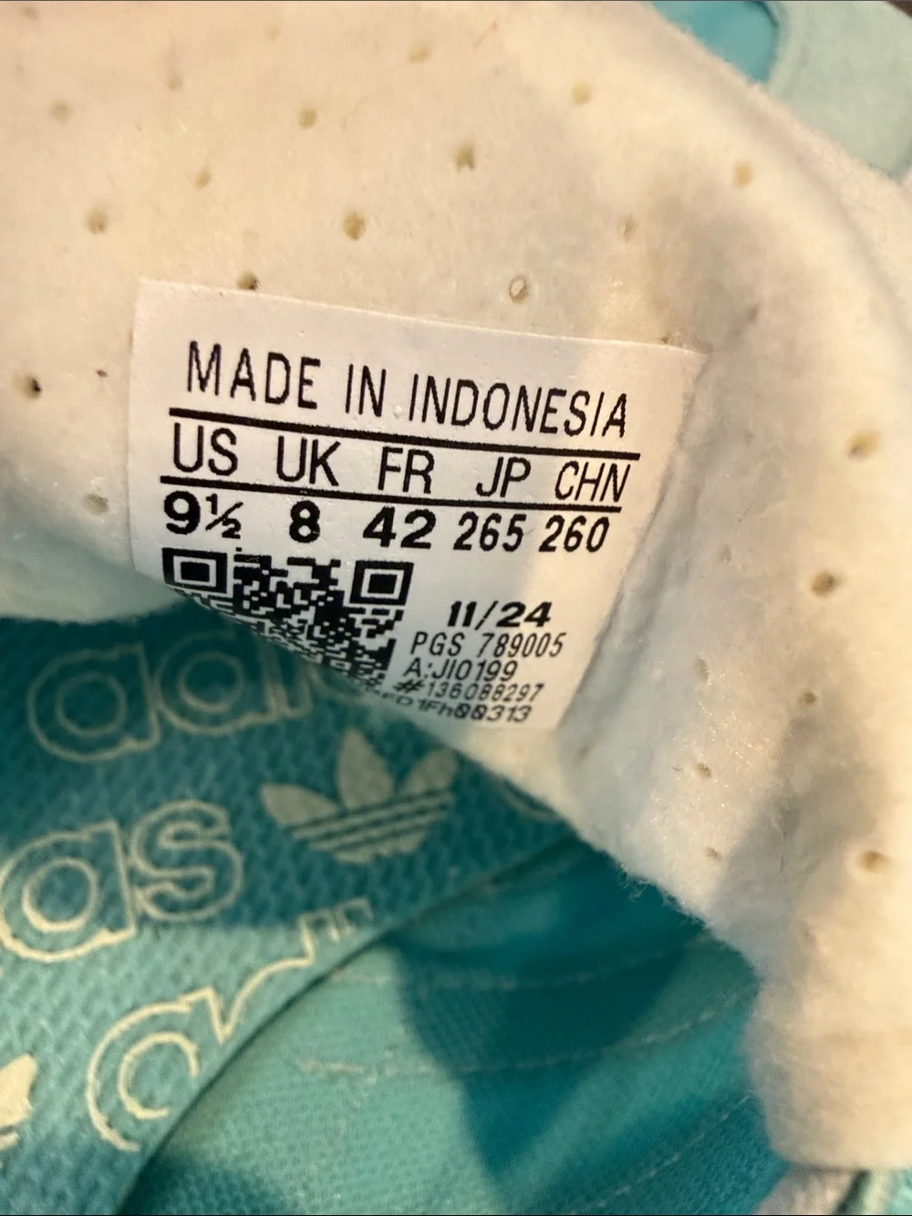 adidas SL 72 Women's Sneakers in Aqua and White